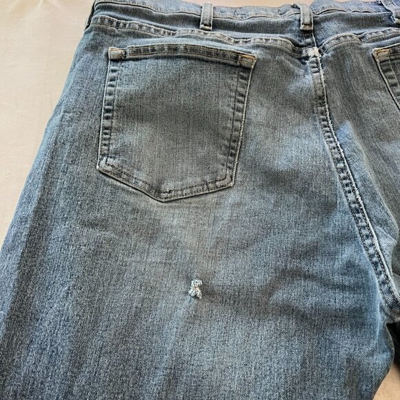 Mens 38x32 Wrangler Distressed‎ Relaxed Fit 90s Blue Gunshot Style - Picture 11 of 12